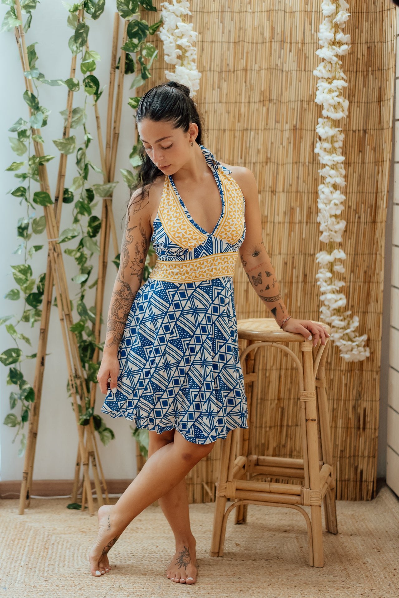 DRESS MAON